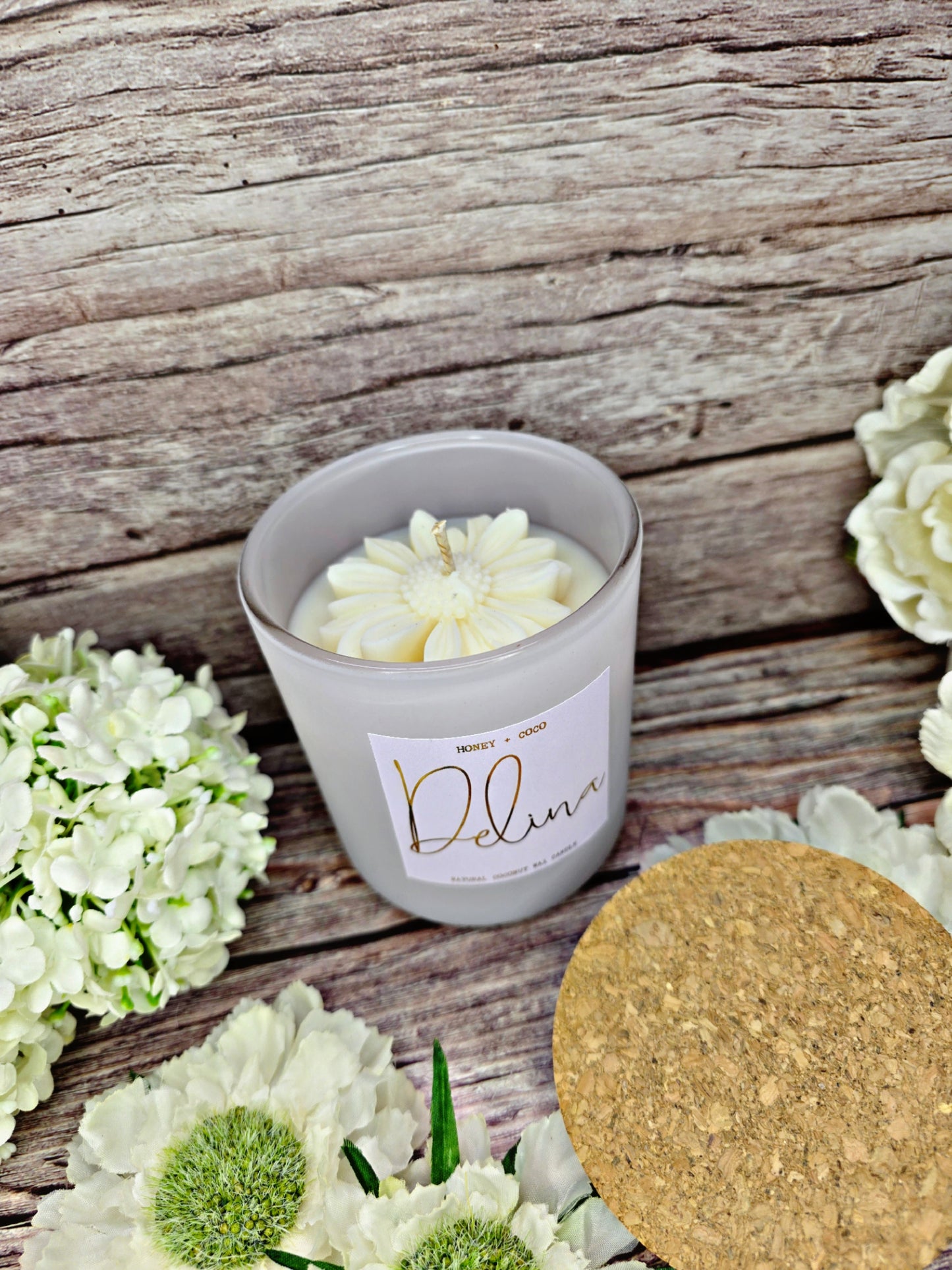 Delina Candle