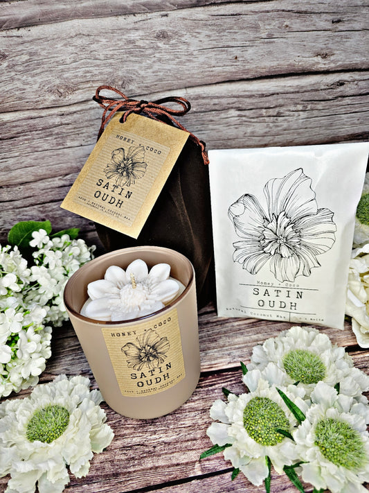 Satin Oud Candle
